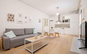 Triana Alfareria Suites By Valcambre