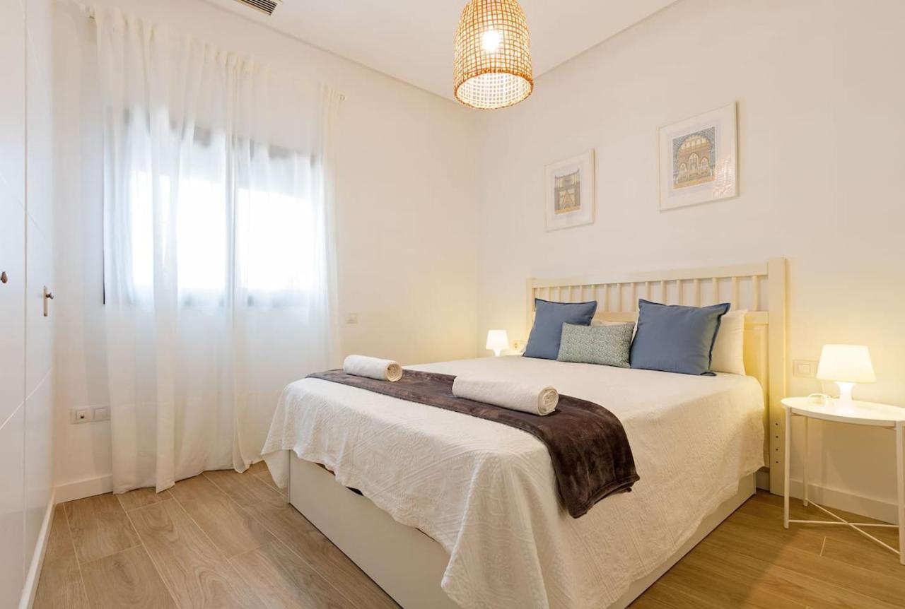Triana Alfareria Suites By Valcambre Siviglia Esterno foto